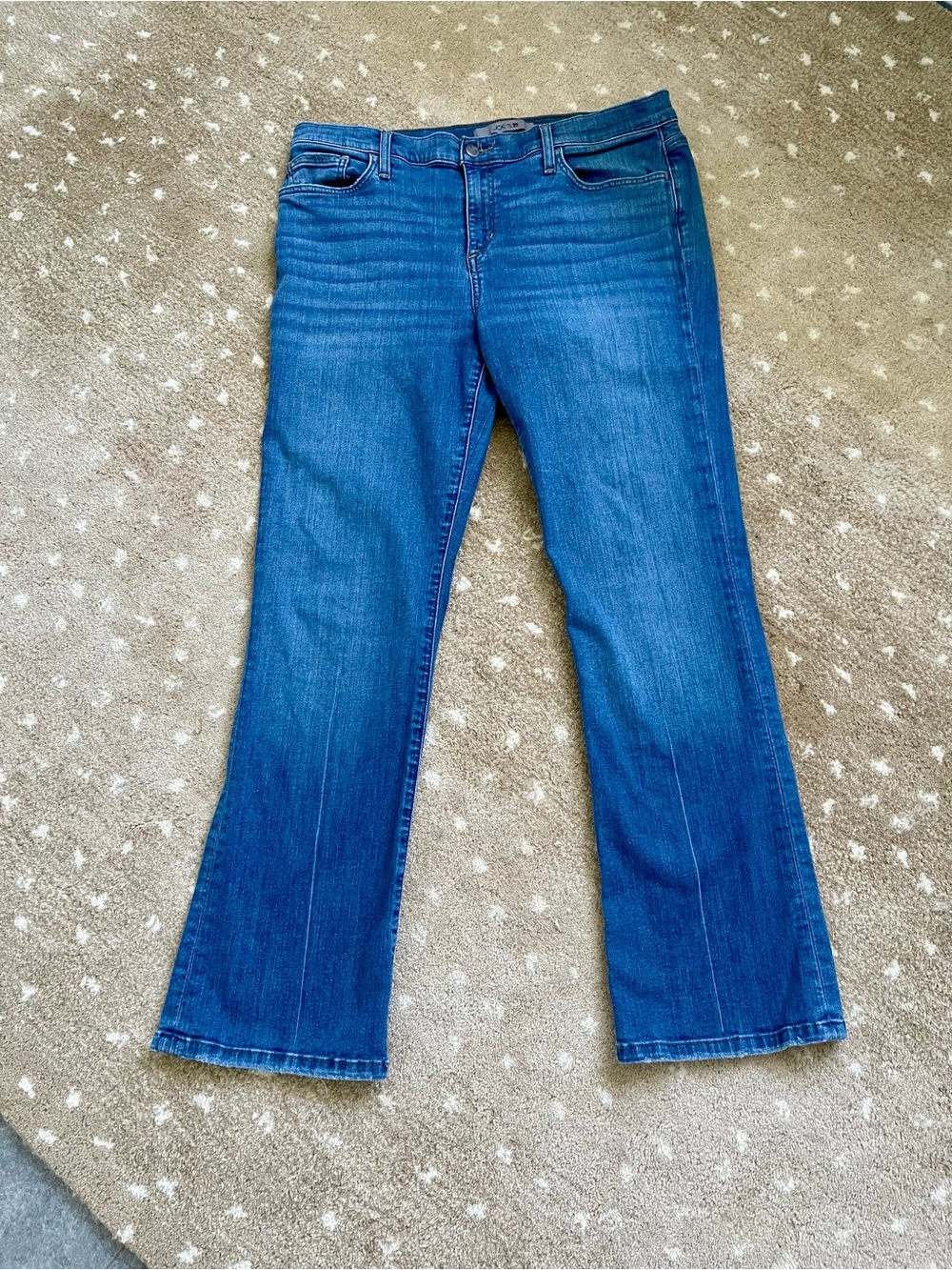 Joe's Jeans Women's Medium Blue Bootcut mid rise Amos Jeans